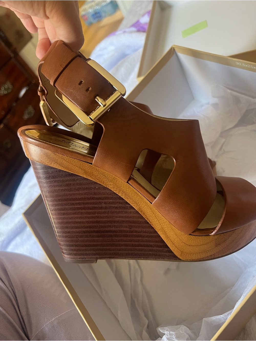 EUC Michael Michael Kors Leather Wedge Sandals in Brown 9w